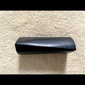 Fendi Twist Glasses case with lens cleaning cloth